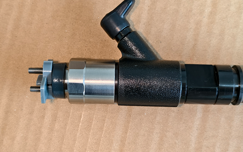 Форсунка топливная DENSO 5296723